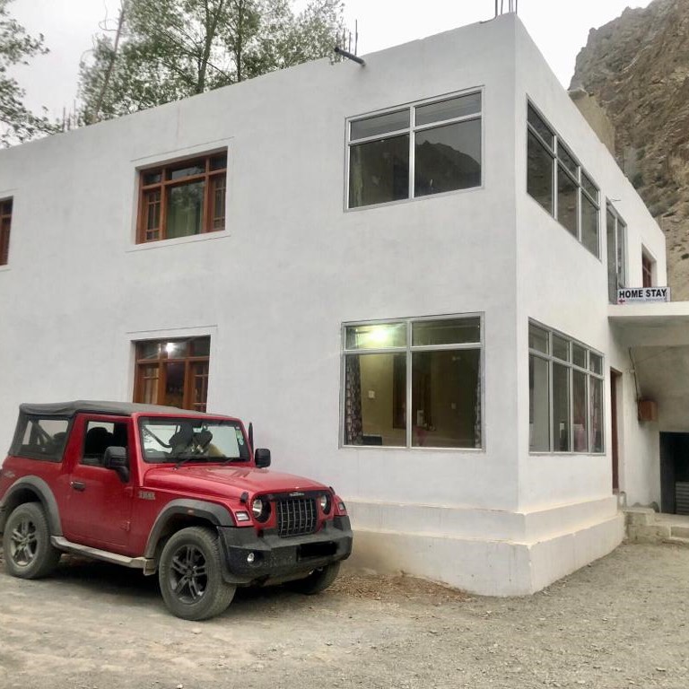 Dolma Home Stay